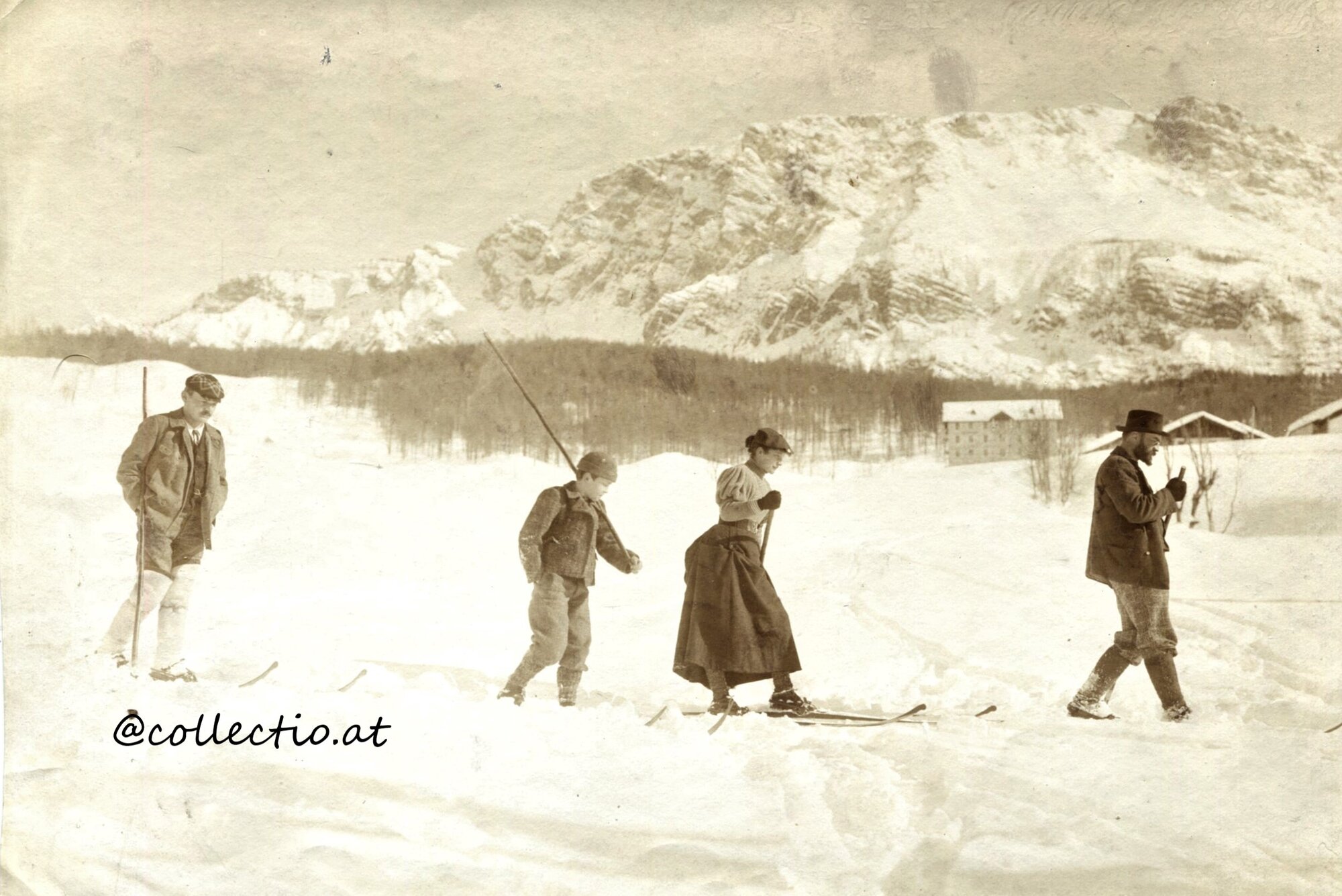 Skiläufer Cortina d'Ampezzo 1902