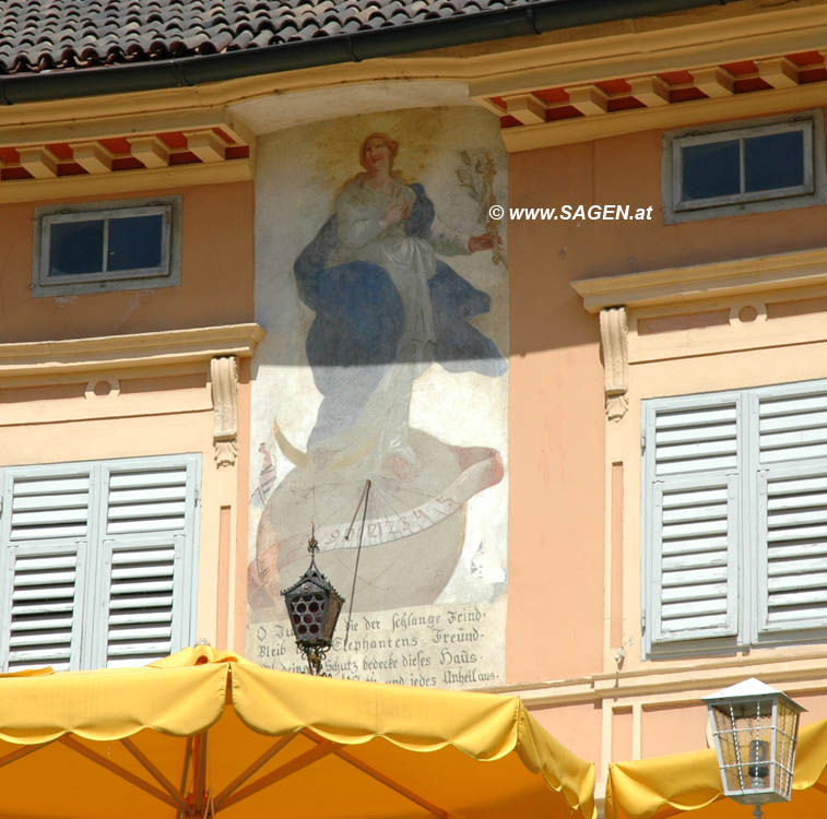 Sonnenuhr Gasthaus Elephant Brixen