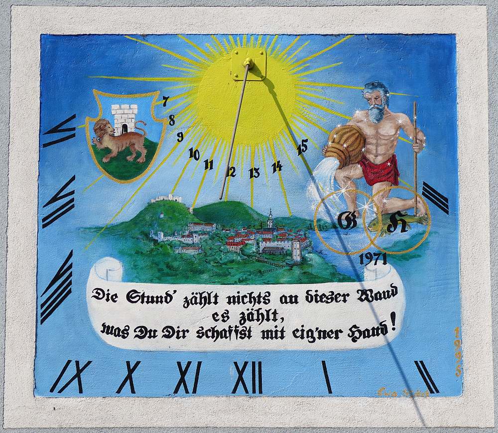 Sonnenuhr