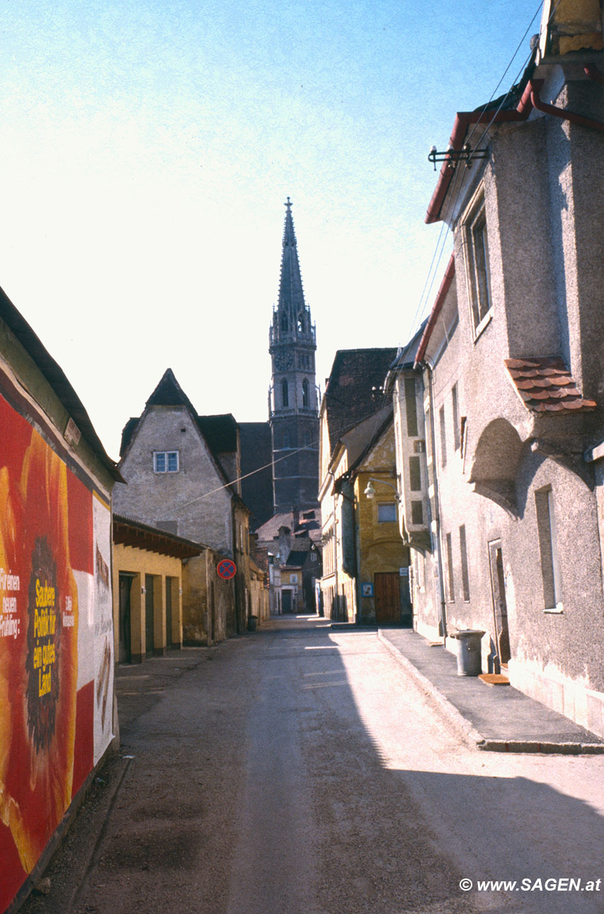 Steyr um 1970 - Berggasse und Stadtpfarrkirche