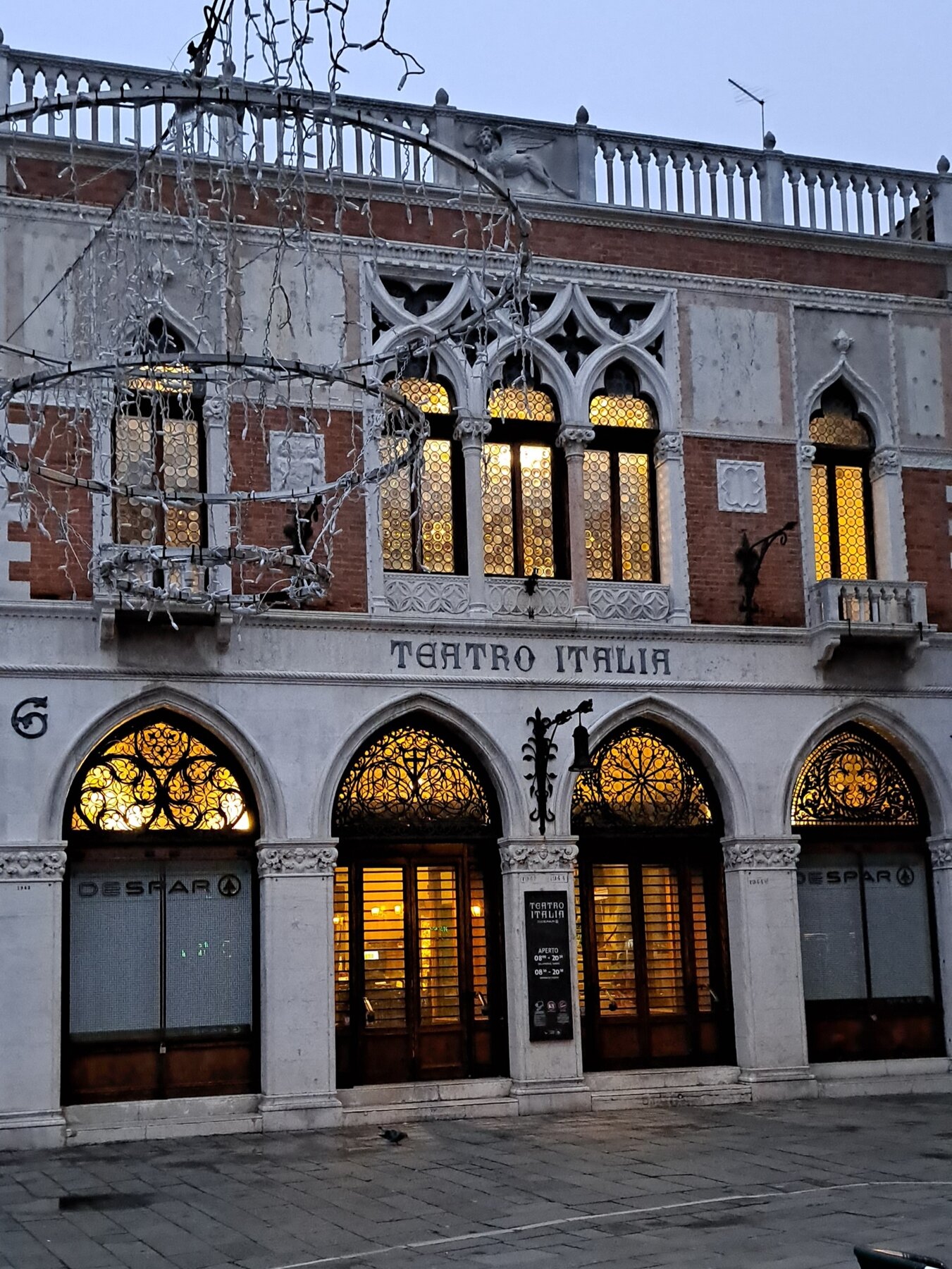 Teatro Italia