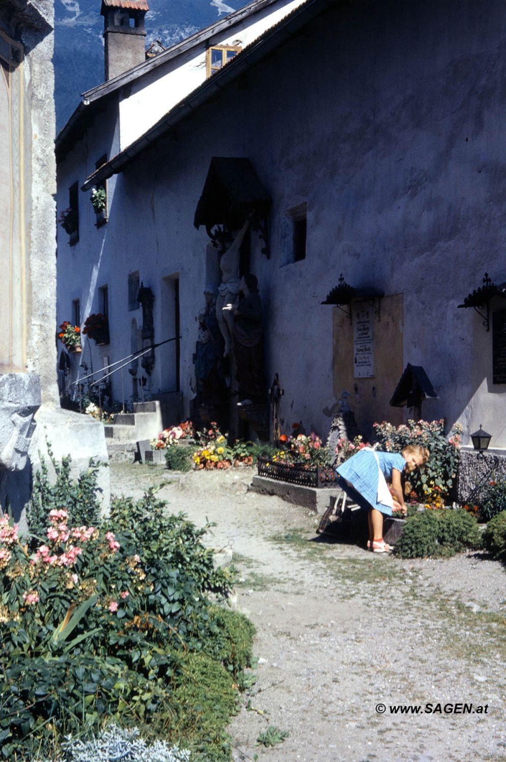 Thaur, 1960er-Jahre, Am Friedhof