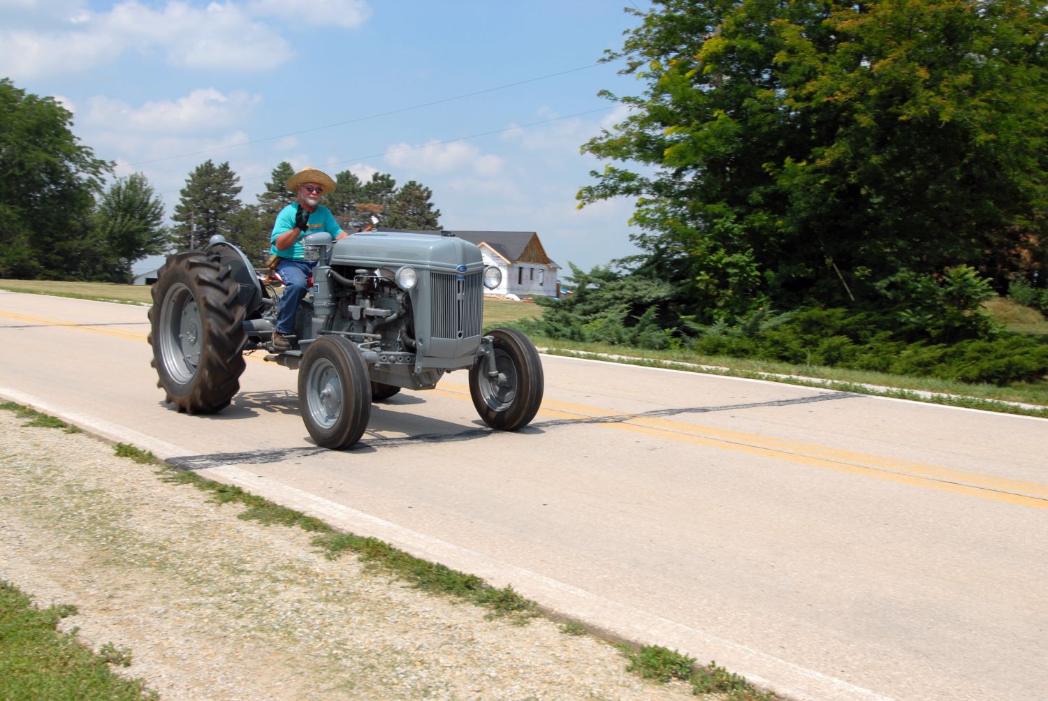 Traktor Modell unleserlich