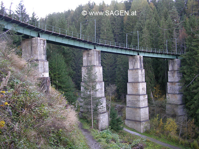 Viadukt der Stubaitalbahn in Mutters