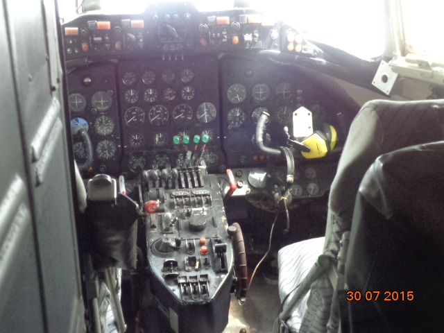 Vickers Viscount 814 Pilotenkanzel