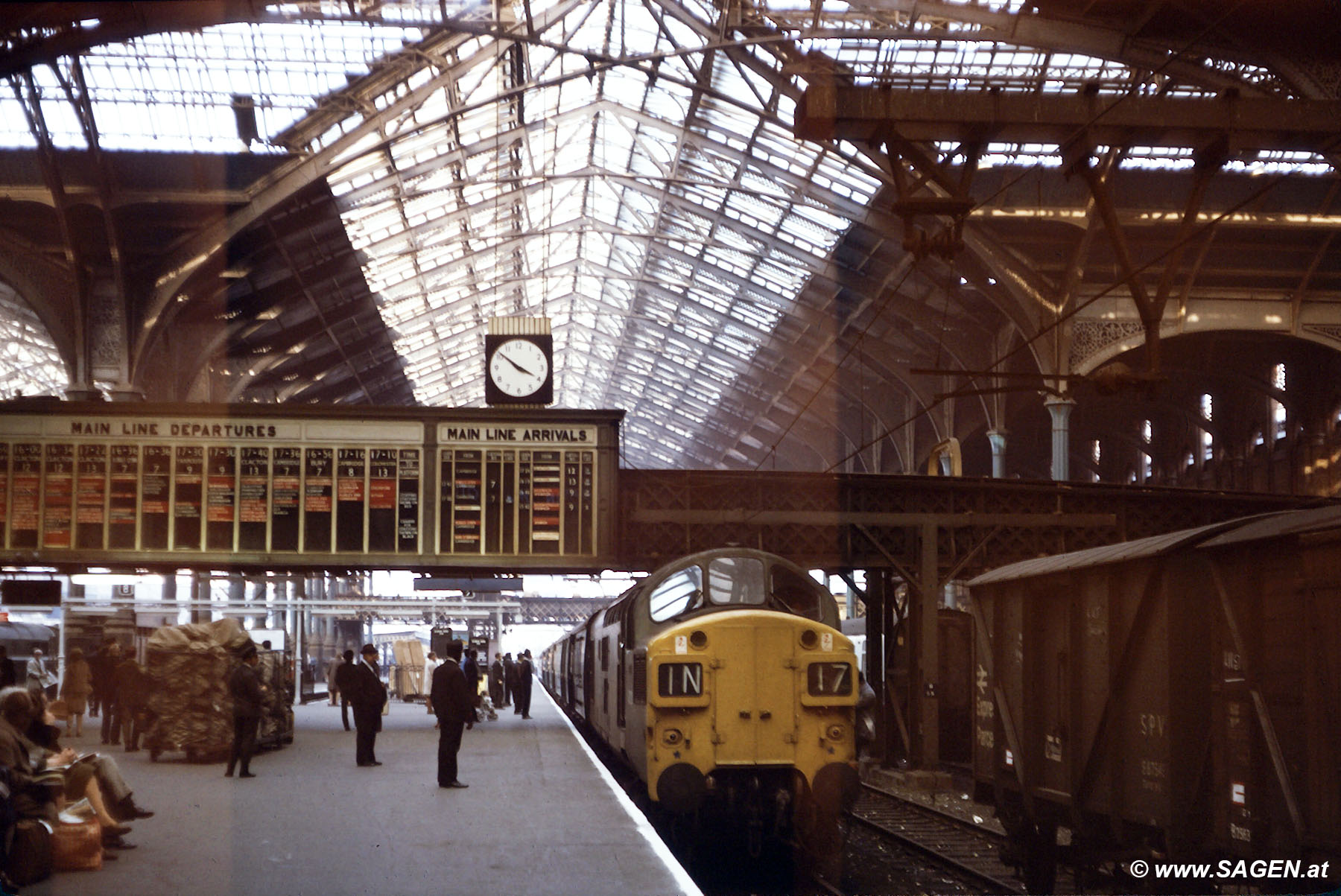 Victoria Station 1970
