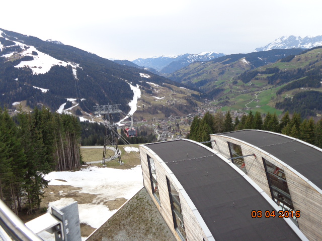 Wagrein_Seilbahn_Tal_berquerung_