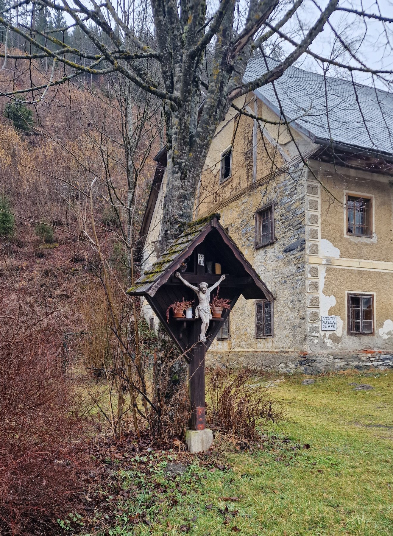 Wegkreuz in St. Erhard