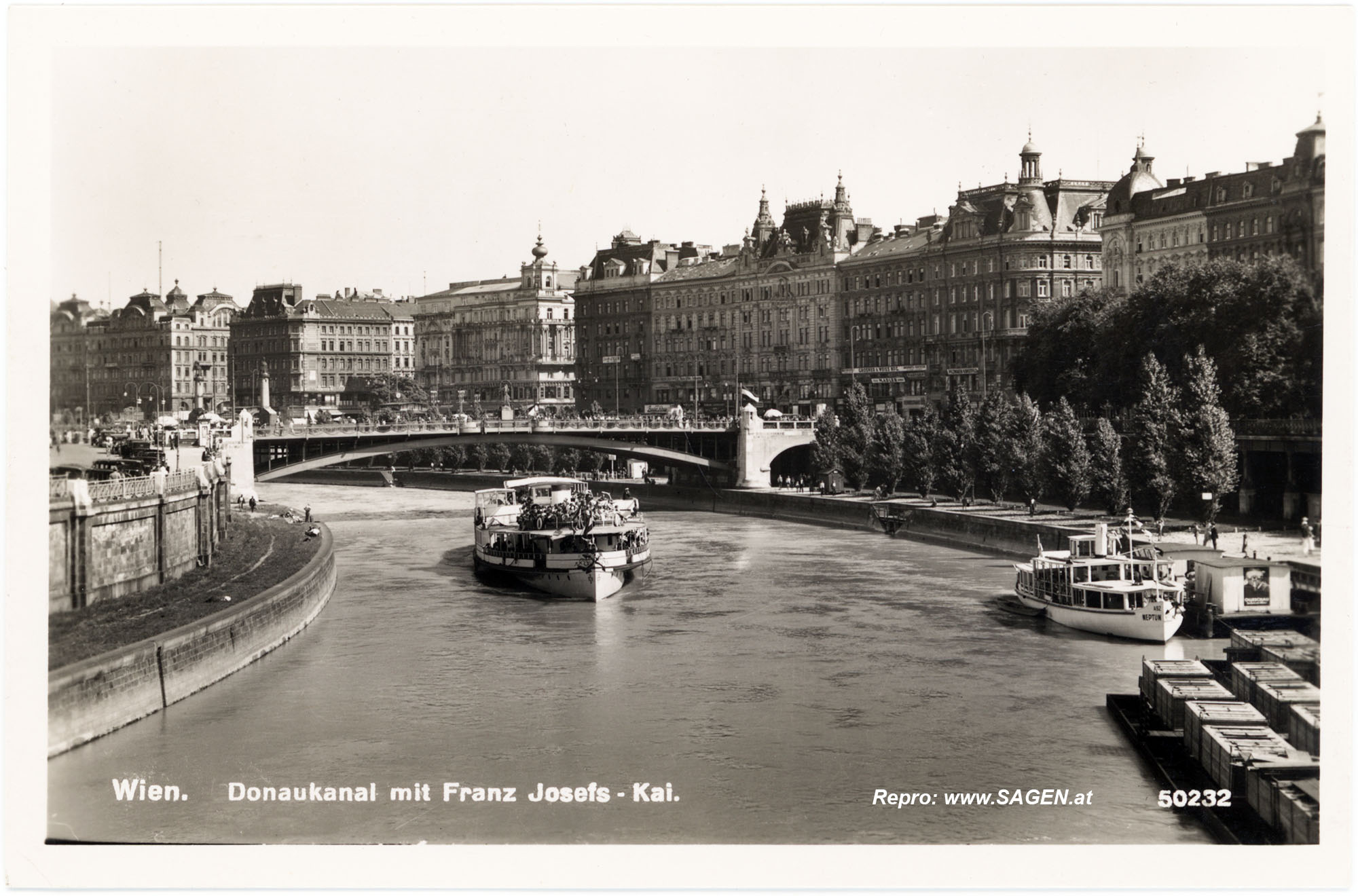 Wien, Donaukanal mit Franz-Josefs-Kai um 1941