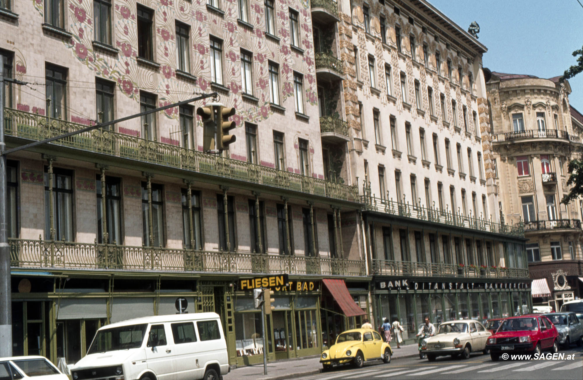 Wien, Wienzeile Majolikahaus im Jahr 1981