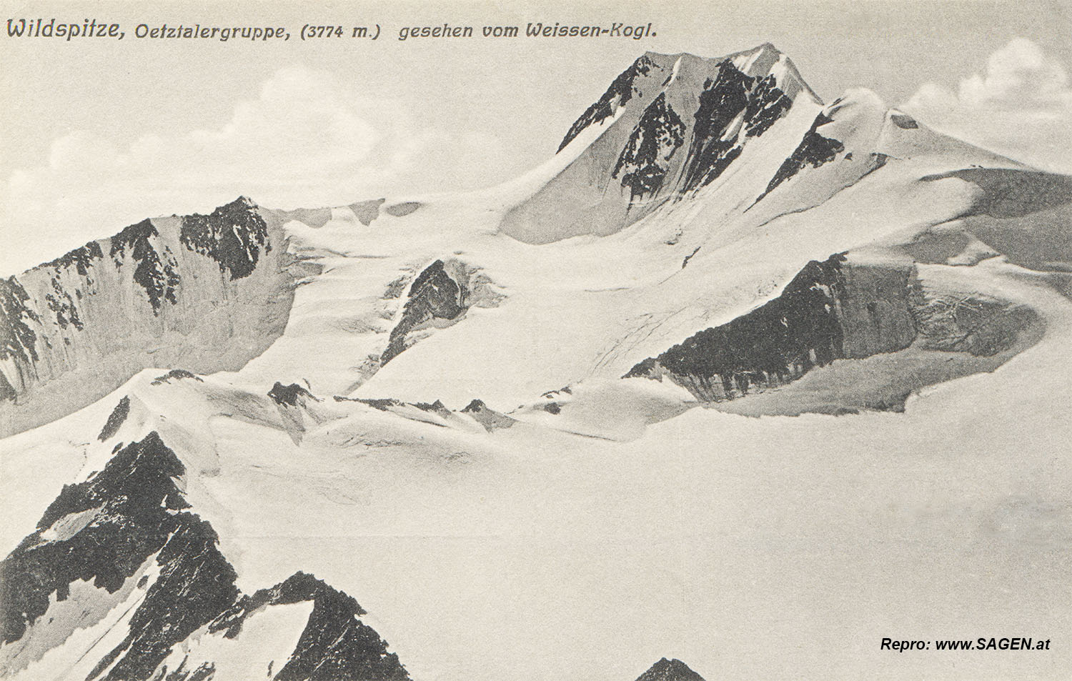 Wildspitze, Ötztalergruppe, gesehen vom Weissen-Kogl
