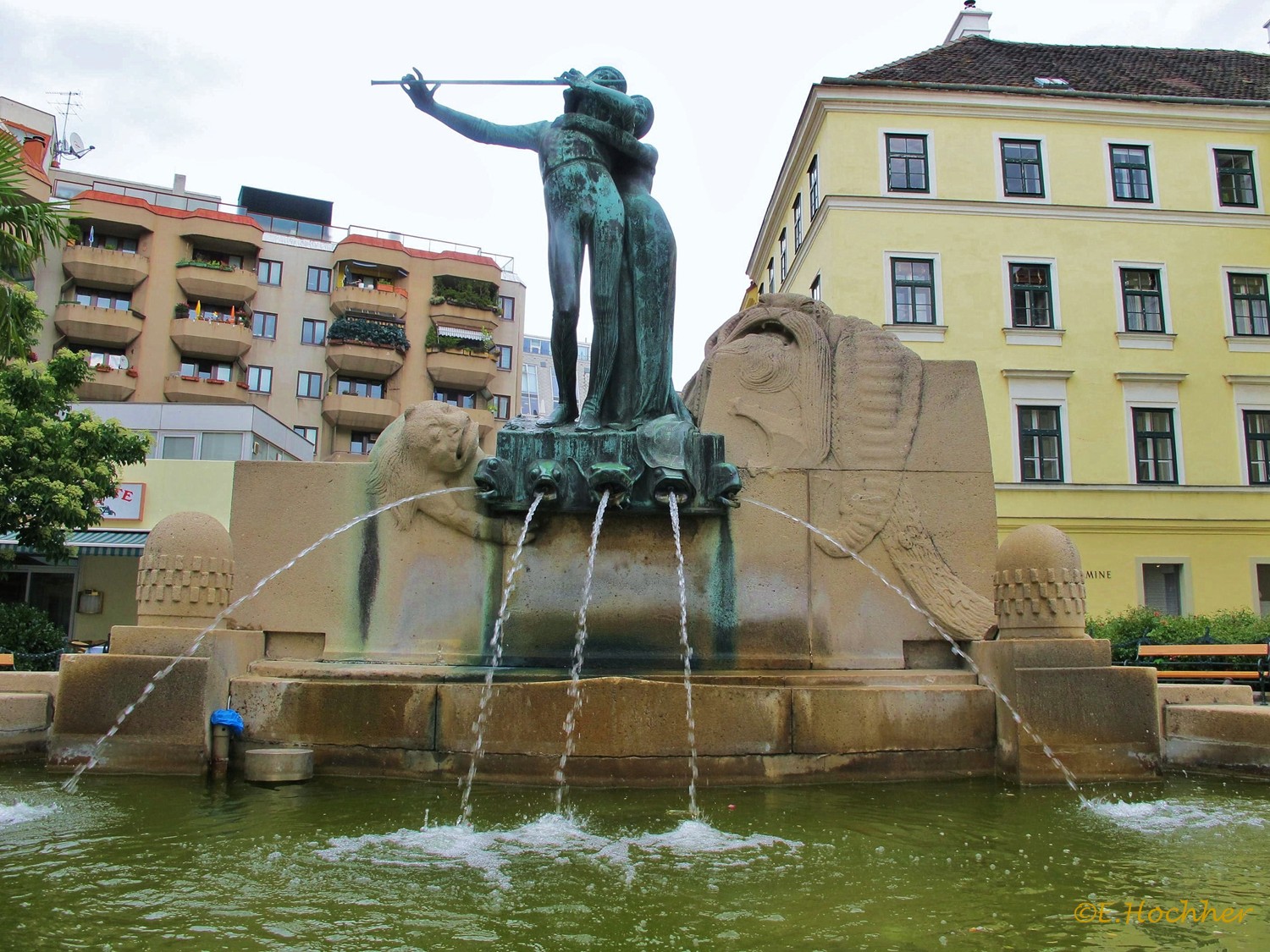 Zauberflöten-Brunnen