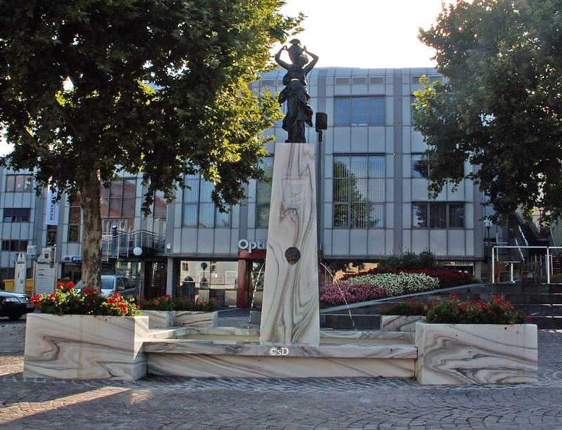 Zierbrunnen